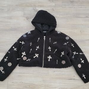 Dolls Kill Widow Idol Worship Hooded Sherpa Jacket with Charms sz Medium NWOT